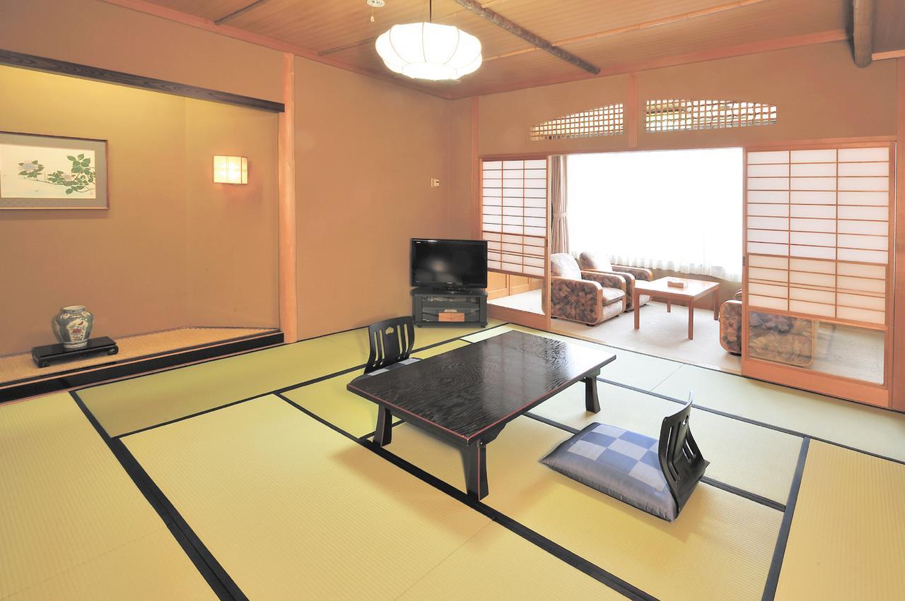 Echigo Yuzawa Onsen Sakura Tei Hotel Екстериор снимка